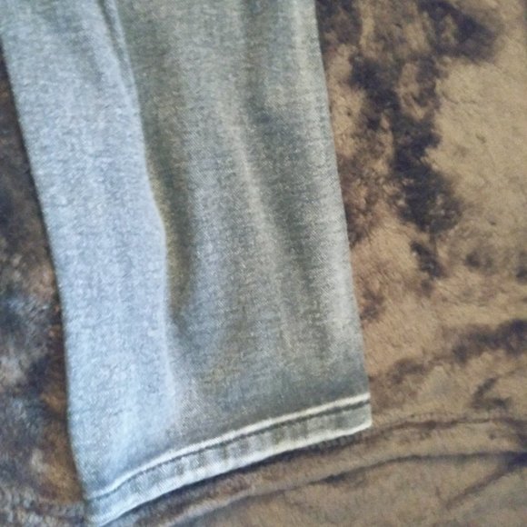 Brand New Men's Distressed Jeans - Picture 7 of 7